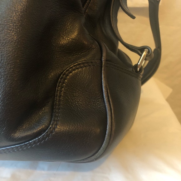 Vitelli soft leather Nero bag with authenticity cards; large bag, top handles - Picture 6 of 13